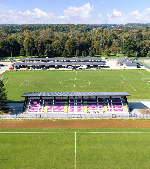 widok od strony boisk