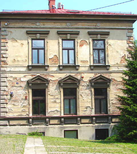 elewacja przed remontem