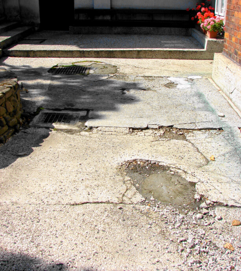 stan posadzki przed remontem