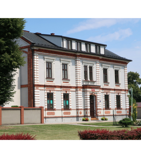 elewacja frontowa przedszkola - stan po remoncie